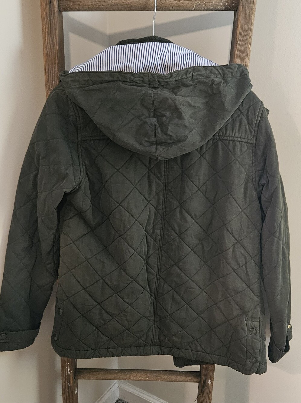 Vineyard Vines Quilted Hooded Jacket - Olive - Picture 3 of 3